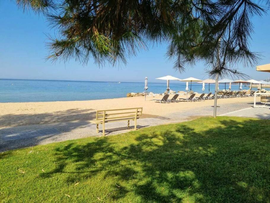 Our Home-Fully Renovated Apartments And Studios By The Sea Никити Екстериор снимка