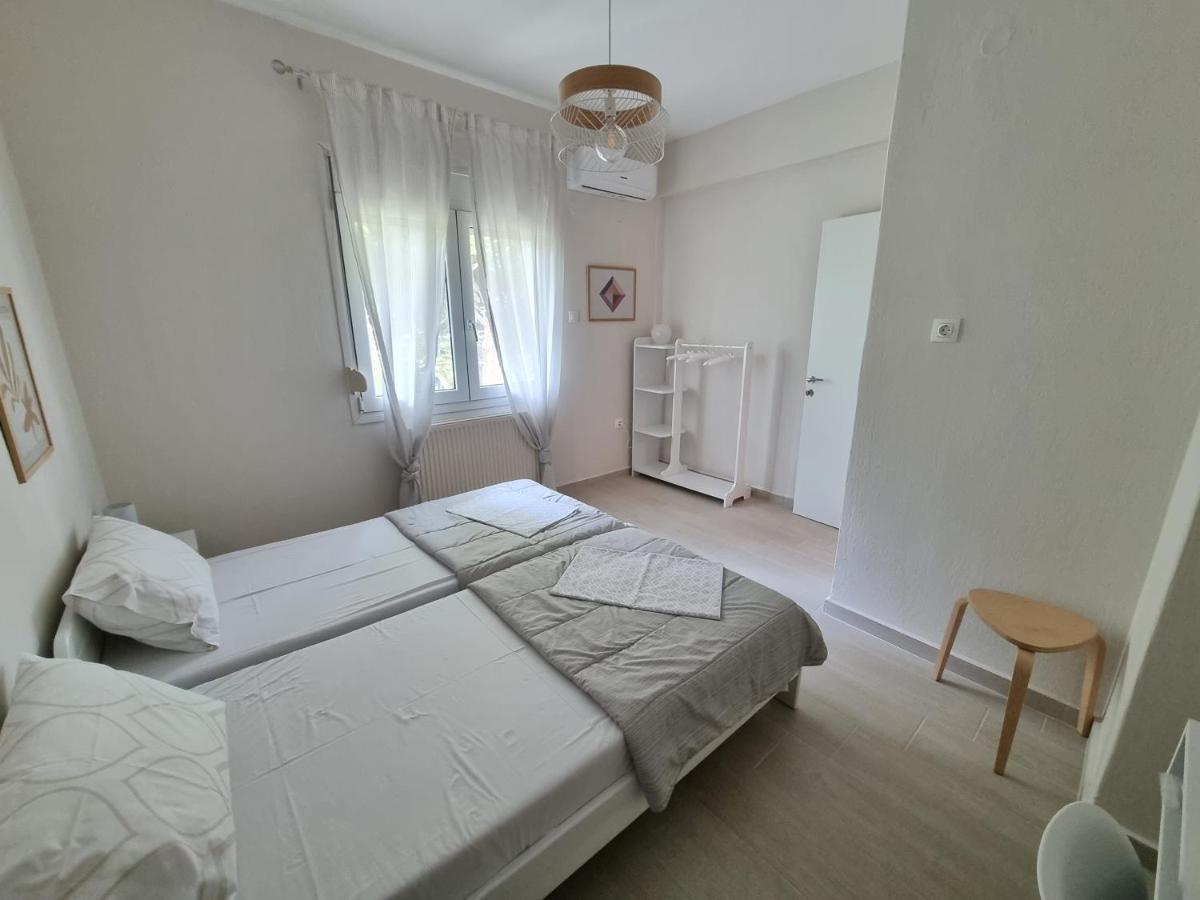 Our Home-Fully Renovated Apartments And Studios By The Sea Никити Екстериор снимка
