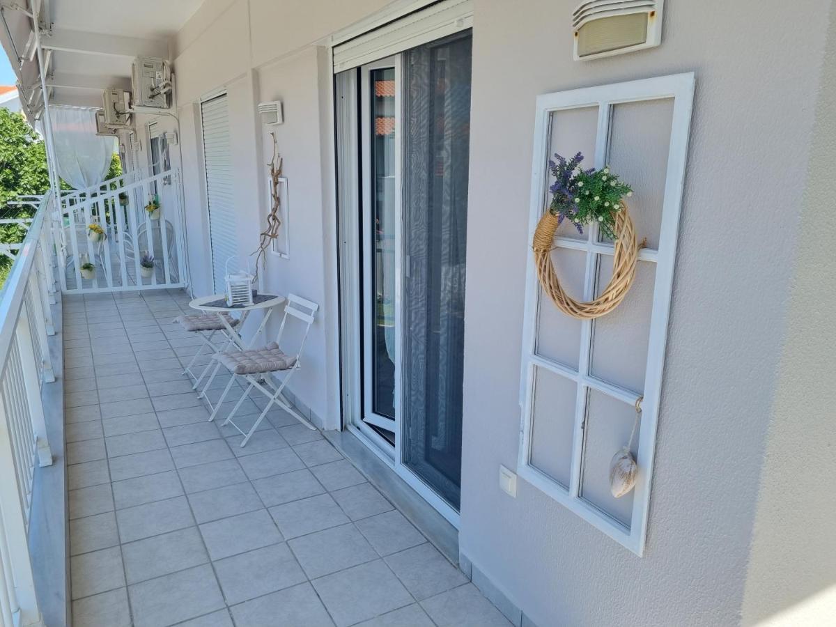Our Home-Fully Renovated Apartments And Studios By The Sea Никити Екстериор снимка