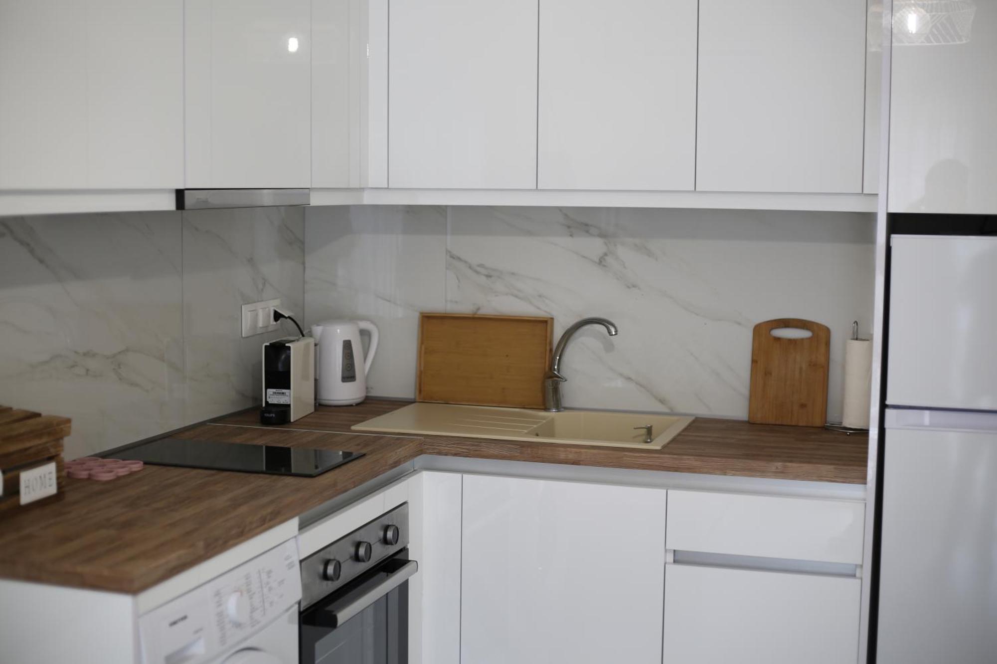 Our Home-Fully Renovated Apartments And Studios By The Sea Никити Екстериор снимка